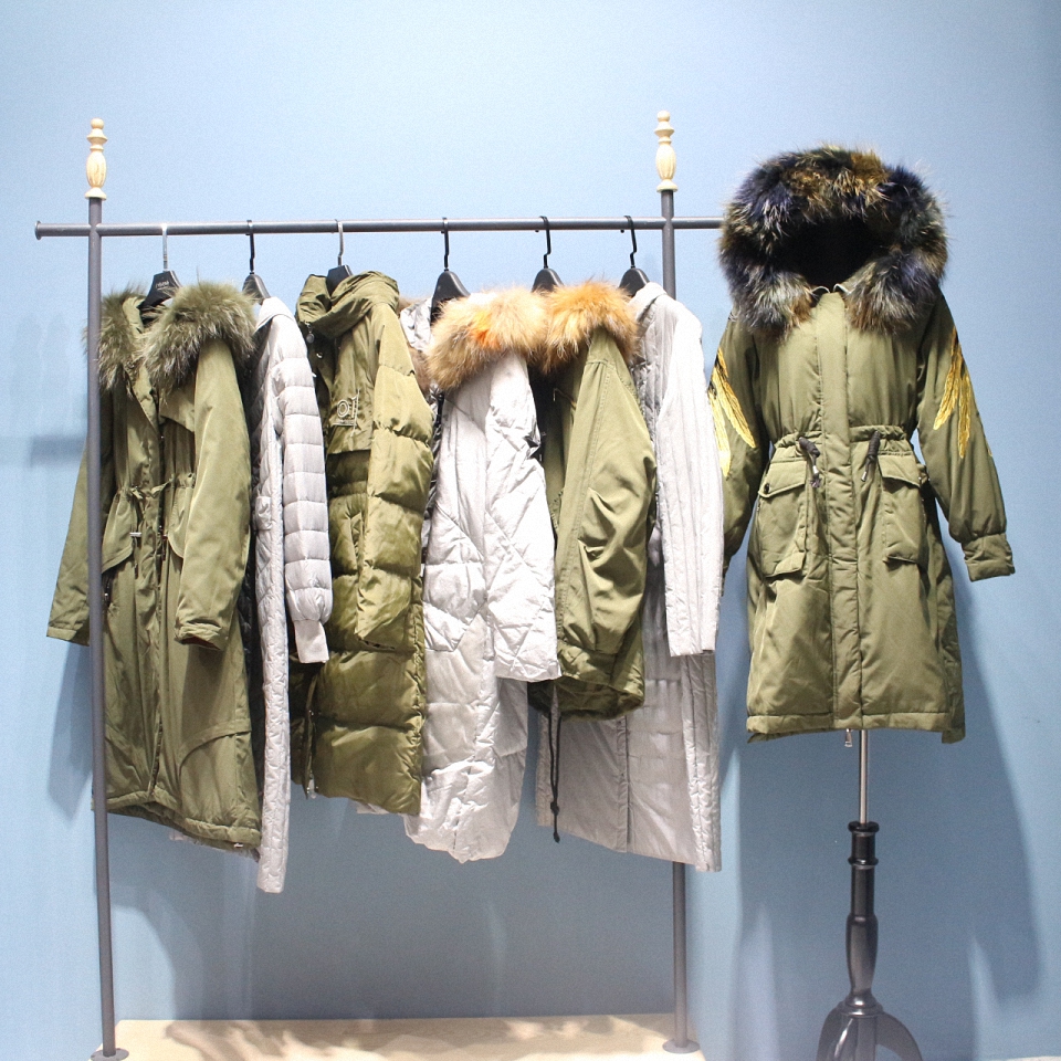 菲丽梵羽绒服18冬装 (12).JPG